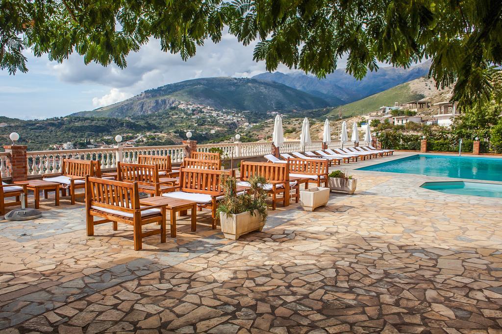 Apart-Hotel Llazari Himarë Eksteriør billede