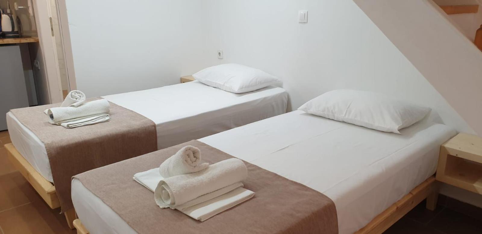 Apart-Hotel Llazari Himarë Værelse billede