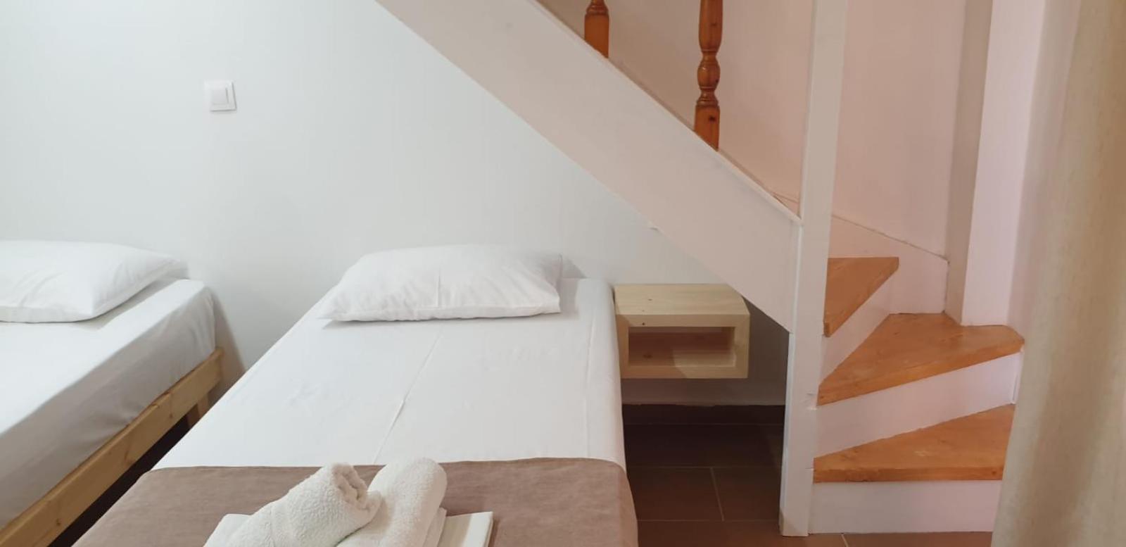 Apart-Hotel Llazari Himarë Eksteriør billede